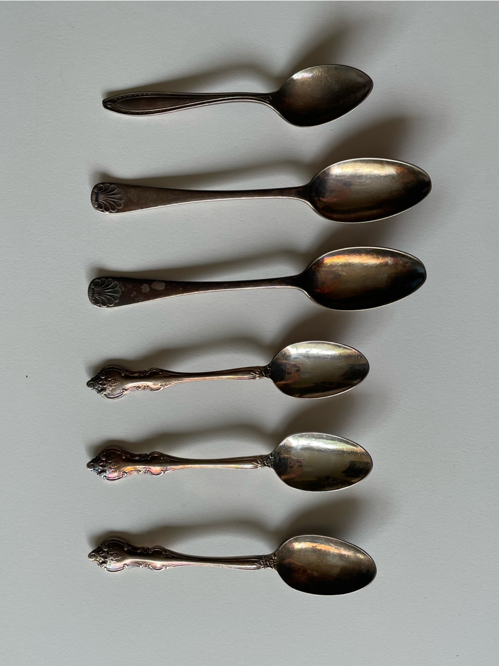 Vintage Silver Plated Tea & Sugar Spoons Set of 6 Mixed Ornate Shell Motif